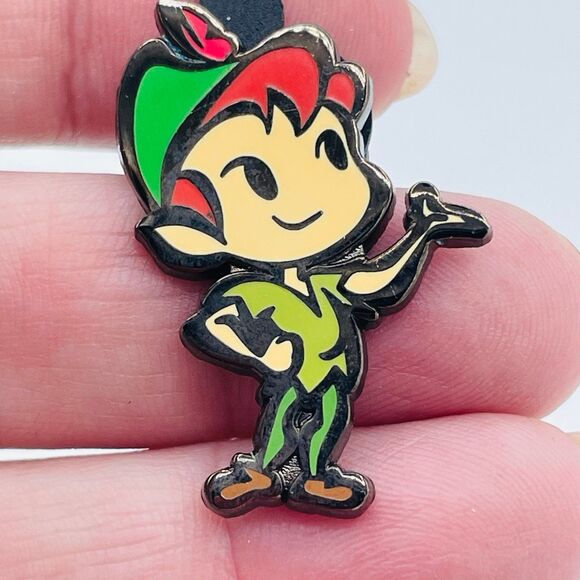 Disney Parks Mystery Pack Cutie Series Peter Pan Authentic Pin - Picture 1 of 4